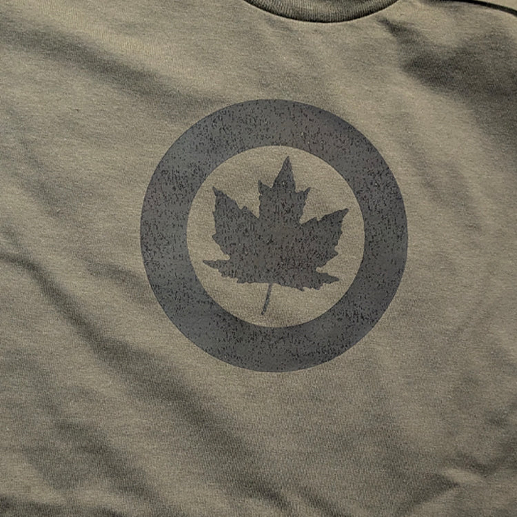 Canada themed RCAF vintage style aviation themed t shirt pilot gift